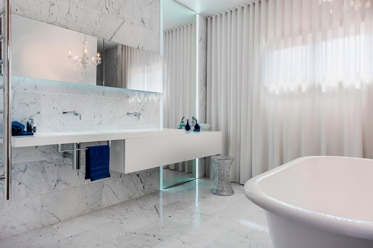 Современная белая ванная комната – оформление в разных стилях